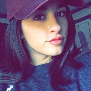 Meet your Posher, Regina